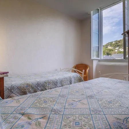 Pyrenees A Velo Apartment *